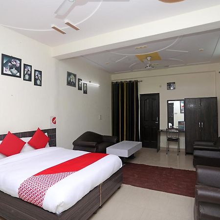 Hotel Collection O 19472 Highway Regency à Anupnagar Extérieur photo